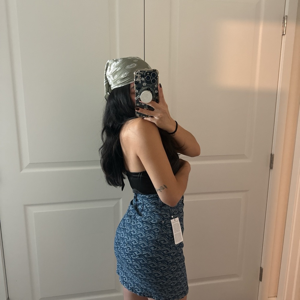 Guess denim skirt NWT